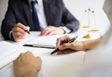 Списание долгов по ЖКХ, ГИБДД и микрозаймам: законно и быстро